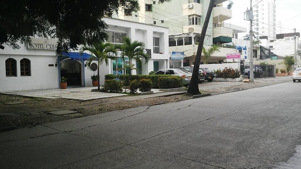 Hotel Crisor 2*