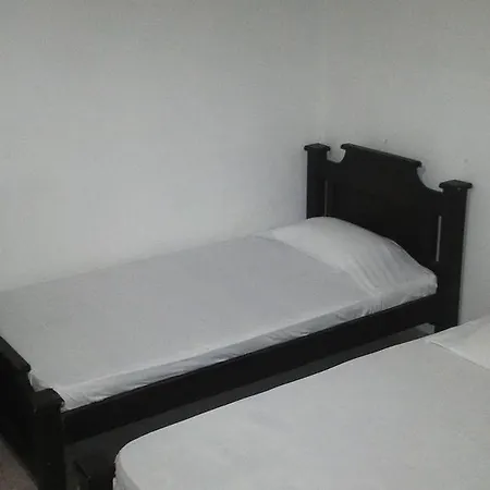 Hotel Crisor 2*