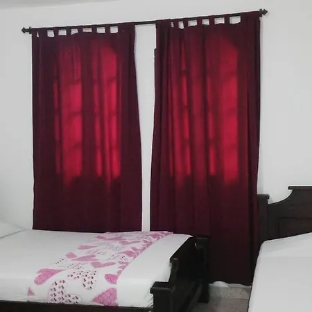 Crisor Hotel
